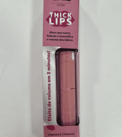 THICK-LIPS-MAX-LOVE-207.png